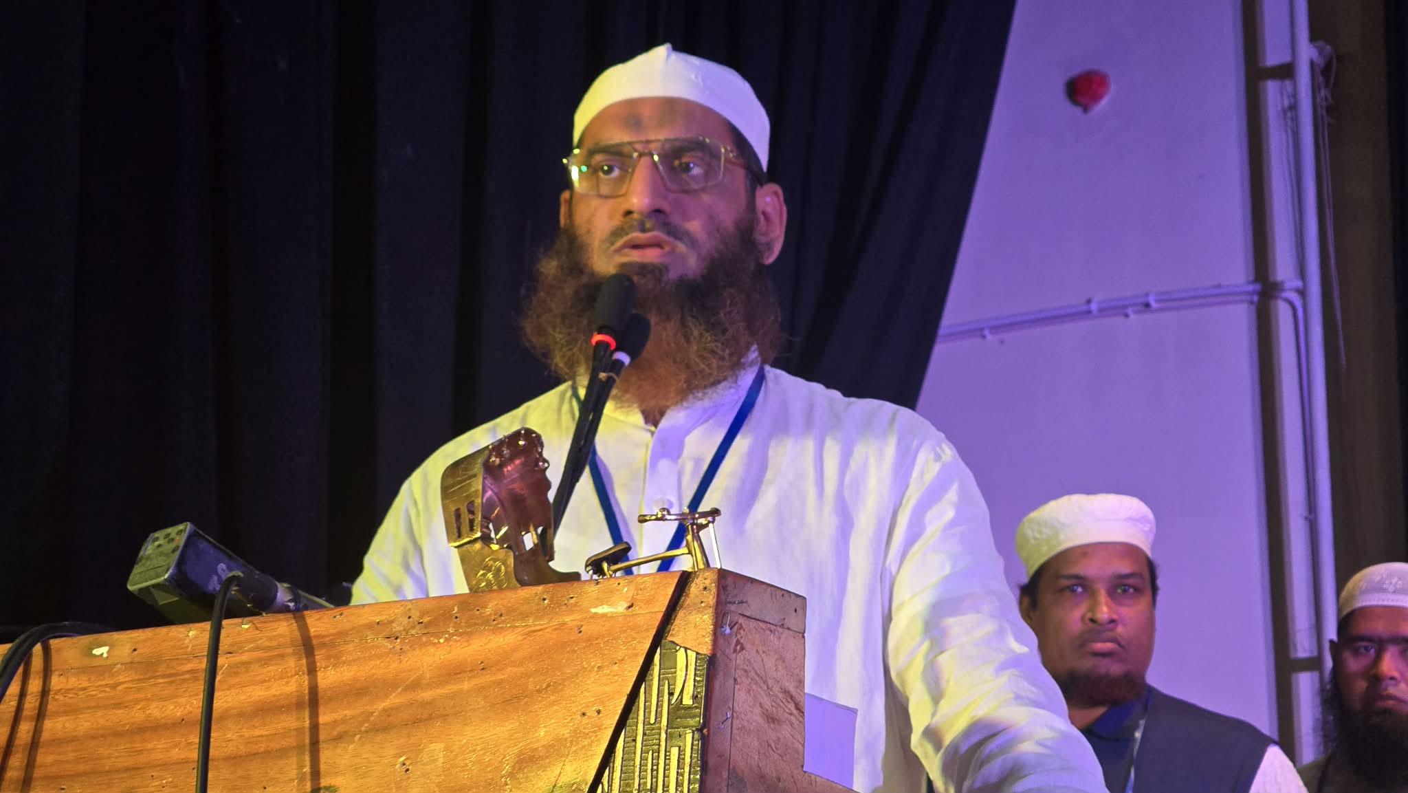 বিদ্যমান রাজনৈতিক ব্যবস্থায় যেই ক্ষমতায় যাবে, সেই হাসিনায় পরিণত হবে- মামুনুল হক